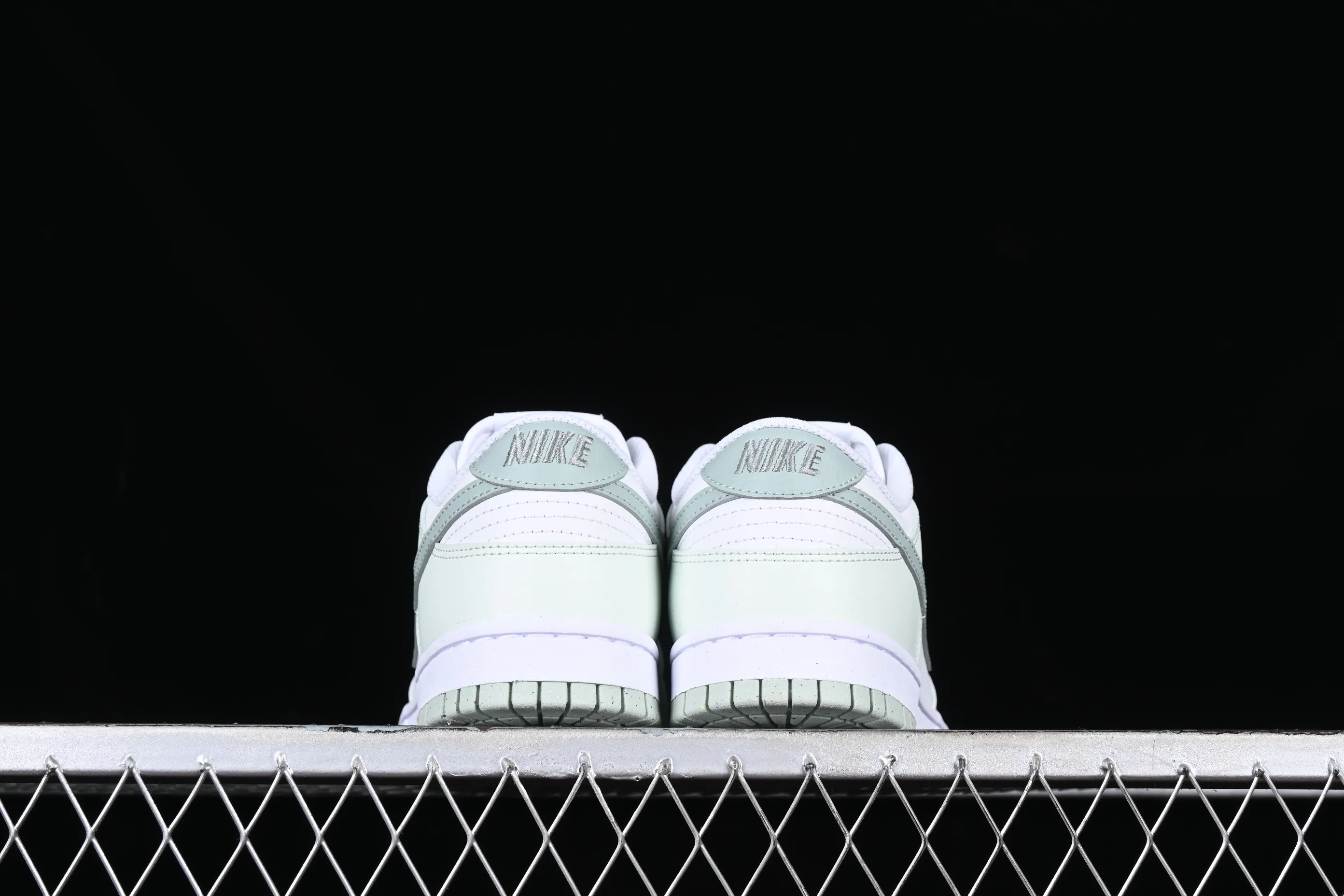 All categories Nk SB Dunk series Nk SB Dunk Low low-top sneakers Nk Dunk Low "White Mint" light green SB smashed backboard fashion casual sneakers DN1431-102